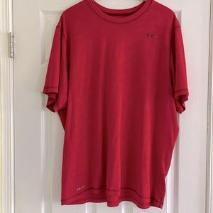 Nike Men’s dri-fit red on red pattern XXL tshirt